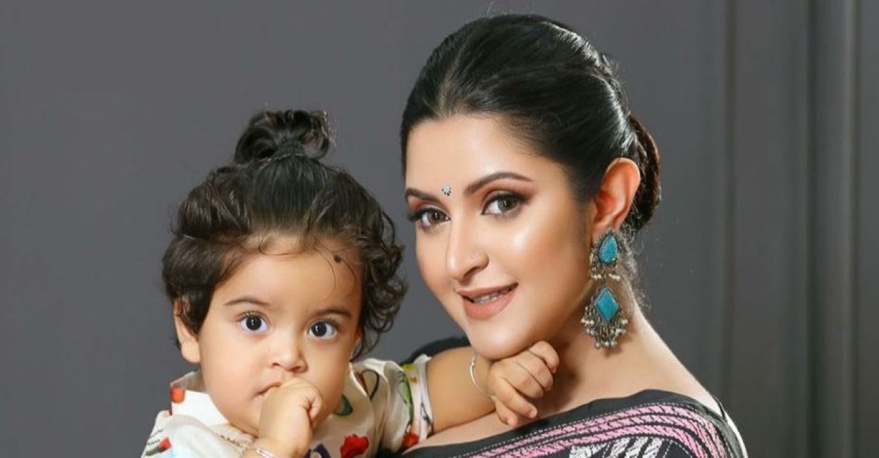 এবার সেই গৃহকর্মীসহ সাংবাদিকদের বিরুদ্ধে পরীমনির মামলা