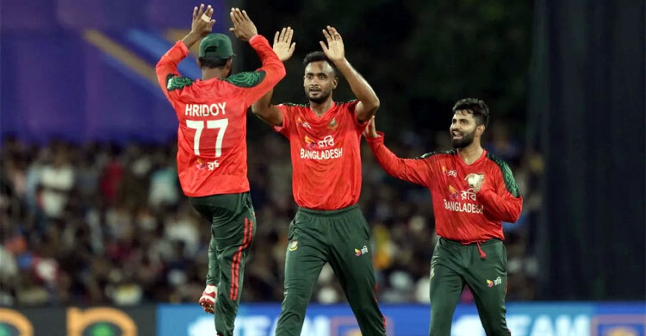 বড় ব্যবধানে শ্রীলঙ্কাকে হারিয়ে সিরিজে ঘুরে দাঁড়াল বাংলাদেশ