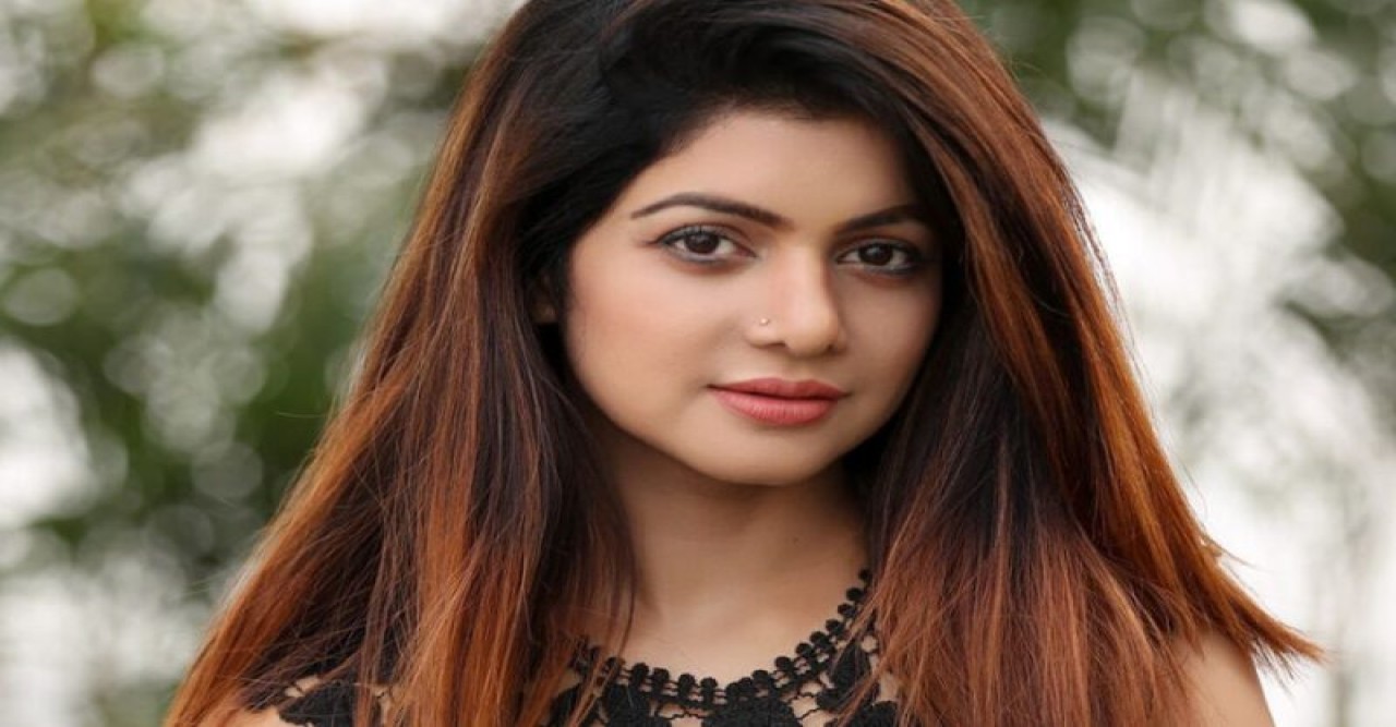 অভিনেত্রী সোহানা সাবাকে নেওয়া হলো ডিবি কার্যালয়ে