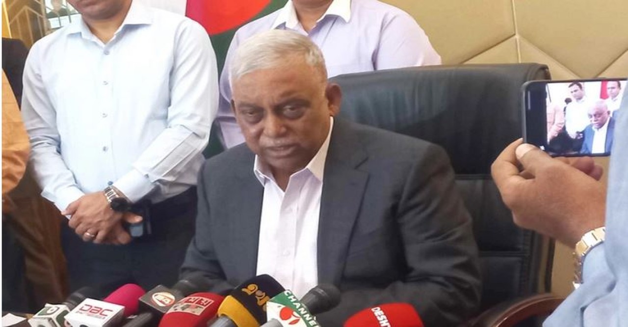 গার্মেন্টস কর্মীদের আন্দোলনে বিএনপির ইন্ধন আছে : স্বরাষ্ট্রমন্ত্রী