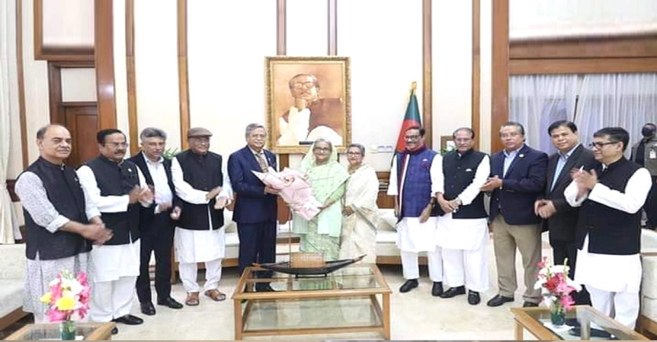 সাহাবুদ্দিন চুপ্পুকে প্রধানমন্ত্রীর অভিনন্দন