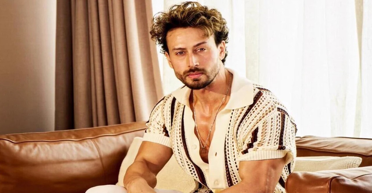 গুলি কাণ্ডে মুখ খুললেন টাইগার শ্রফ