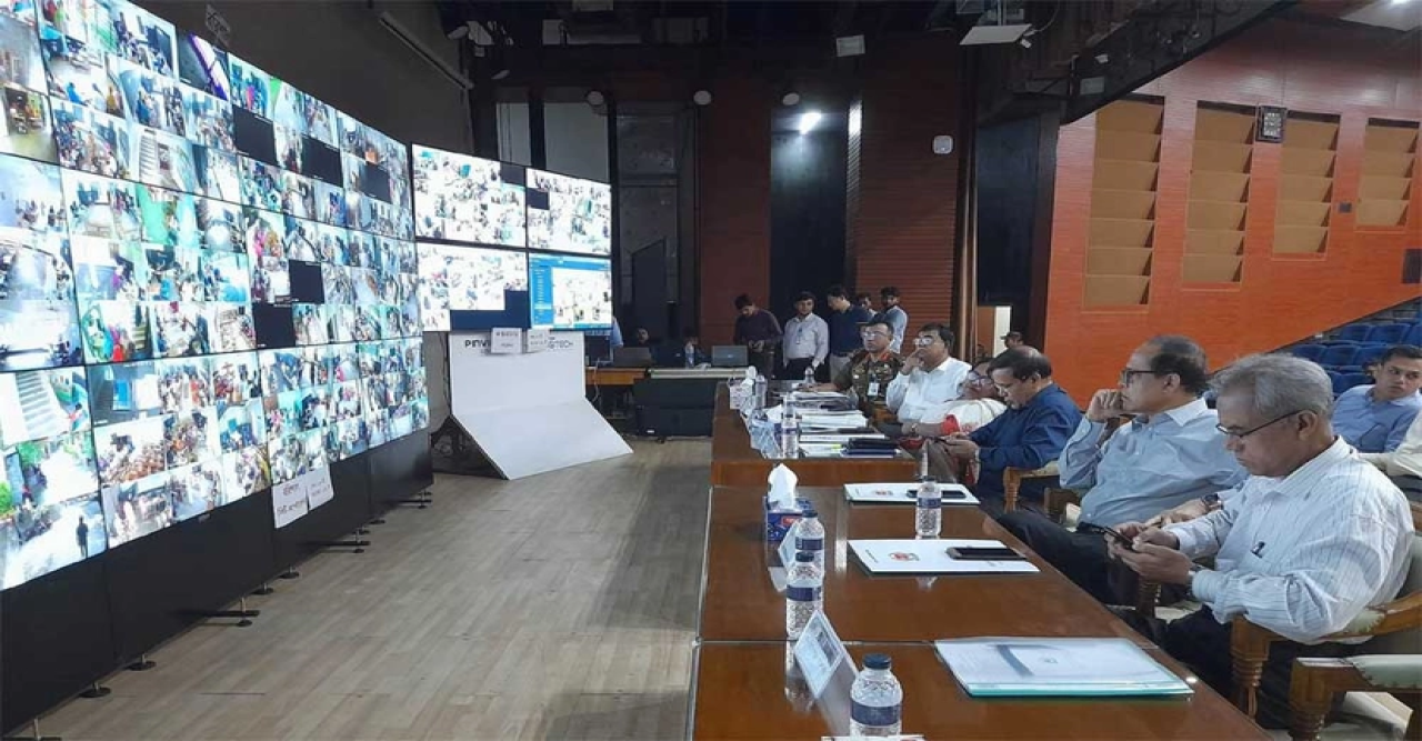 সিসি ক্যামেরায় খুলনা ও বরিশালের ভোট পর্যবেক্ষণ করছে ইসি