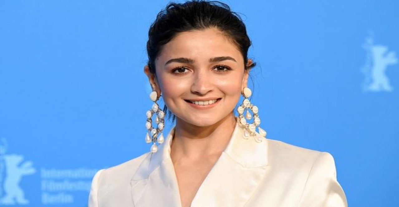 লন্ডনে ‘হোপ গালা’ সঞ্চালনা করবেন আলিয়া ভাট