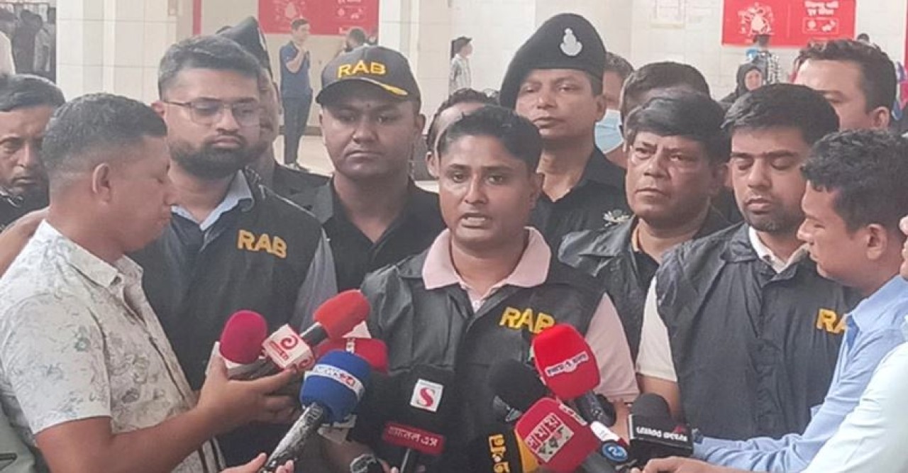 কালোবাজারের টিকিট বিক্রি হয় ফেসবুকে বিজ্ঞাপন দিয়ে : র‍্যাব