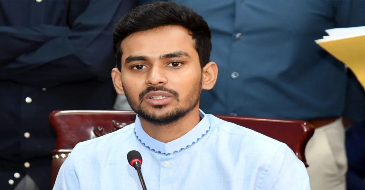 ডাকসু নির্বাচন সফলভাবে সম্পন্ন হোক : উপদেষ্টা আসিফ