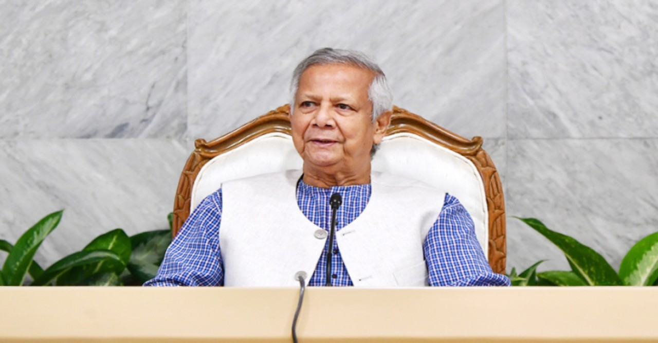 দেশের হারানো গৌরব ফিরে পেতে বিশ্বব্যাপী কাজ করছেন প্রধান উপদেষ্টা