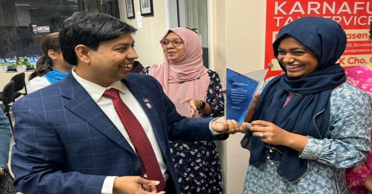 নিউইয়র্কের কর্ণফুলী ট্যাক্স সার্ভিসেস ইনক’র ‘এমপ্লয়ী অব দ্য ইয়ার’ শিরিন সুলতানা