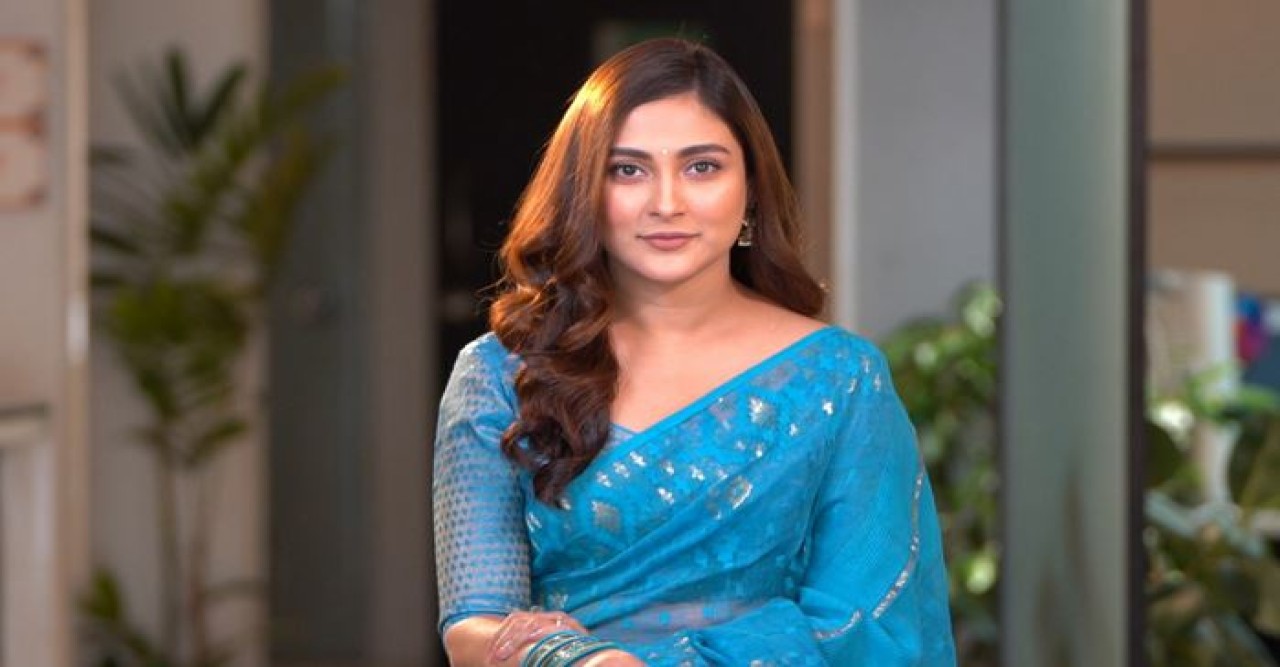 বড় পর্দায় সিনেমা নিয়ে আসার সুখবর জানালেন মেহজাবীন