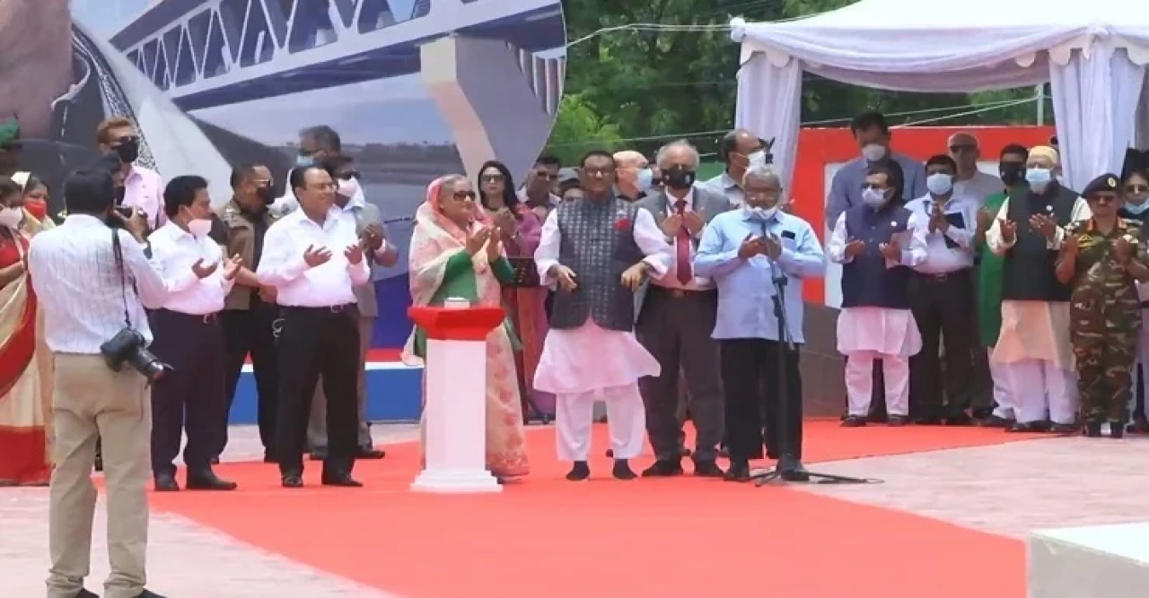 ফিরলেন আবুল হোসেন!