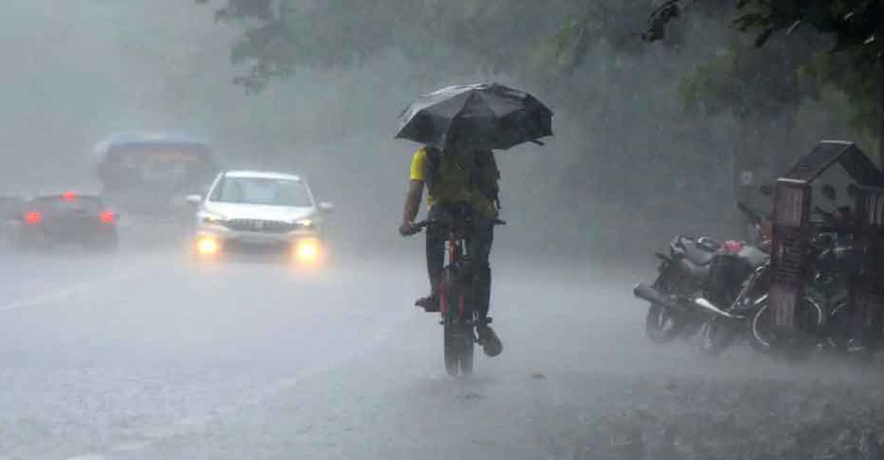 ১৯ অঞ্চলে ৬০ কিলোমিটার বেগে ঝোড়ো হাওয়াসহ বৃষ্টির আভাস
