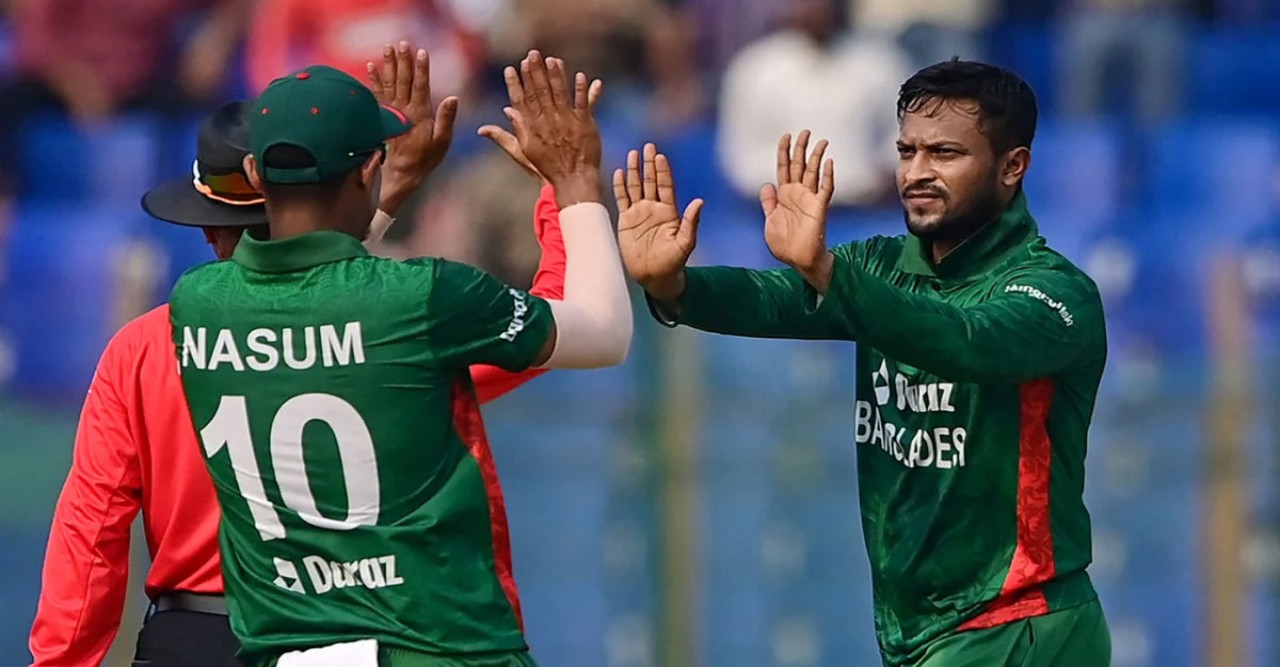 সাকিবের ঘূর্ণিতে সিরিজ বাংলাদেশের