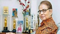 বুলবুল আহমেদকে নিয়ে সিনেমা শুরু হবে কবে, জানালেন ঐন্দ্রিলা