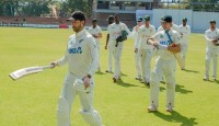 কনওয়ে, নিকোলস ও রাবিন্দ্রার সেঞ্চুরি, নিউজিল্যান্ডের রেকর্ড