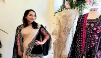 ডিজাইনার রুনি নিউইয়র্কে “জাশন' পার্টি সেন্টারে আয়োজন করেছিলেন ঈদ এক্সিবিশন
