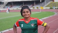 সন্তান প্রসবের পর ফুটবলার রাজিয়ার মৃত্যু