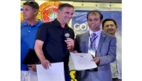 সমাজসেবায় অবদান রাখায় দুইটি স্বীকৃতি পেলেন কাদের মিয়া