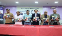 লেখক সাংবাদিক আকবর হায়দার কিরণের বই পাঠক মহলে জনপ্রিয়তা পাবে