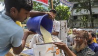 ফেব্রুয়ারি থেকে ৩০ টাকা দরে ওএমএসের চাল দেবে সরকার