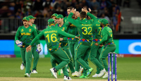 উড়তে থাকা ভারতকে মাটিতে নামাল দক্ষিণ আফ্রিকা