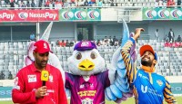খুলনার টিকে থাকার লড়াই, টস জিতে ফিল্ডিংয়ে বরিশাল