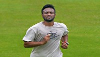 এমপি নির্বাচিত হয়ে পরদিনই মিরপুরে সাকিব