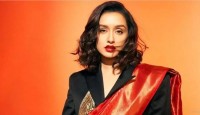ভৌতিক সিনেমায় শ্রদ্ধার একক রাজত্ব!