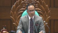 সংসদ চলাকালে ফোনে কথা বলা নিয়ে সতর্ক করলেন ডেপুটি স্পিকার