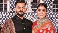 দেশের সঙ্গে দূরত্ব বাড়ছে বিরাট-অনুশকার, কারণ কী