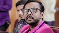 নির্বাচন করবেন হিরো আলম, কিনেছেন মনোনয়ন ফরম