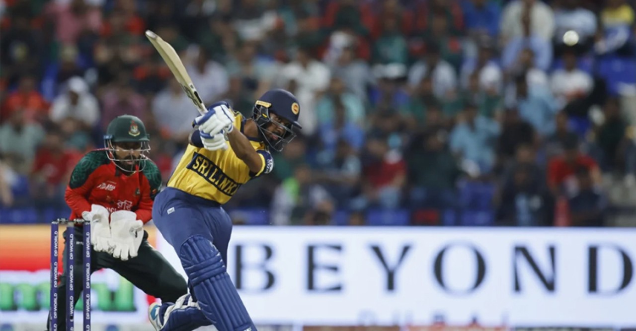 বাংলাদেশকে উড়িয়ে দারুণ শুরু শ্রীলঙ্কার