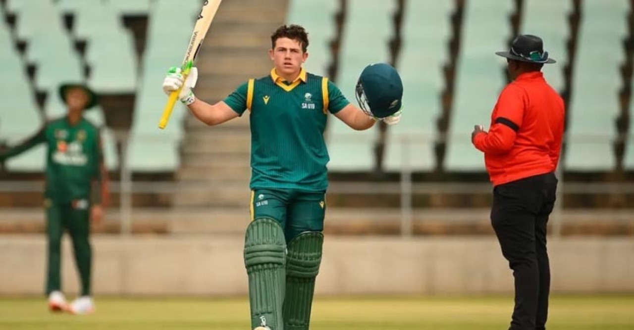 যুব ওয়ানডে ইতিহাসে প্রথম ডাবলসেঞ্চুরি জোরিখ ফন চকভিকের