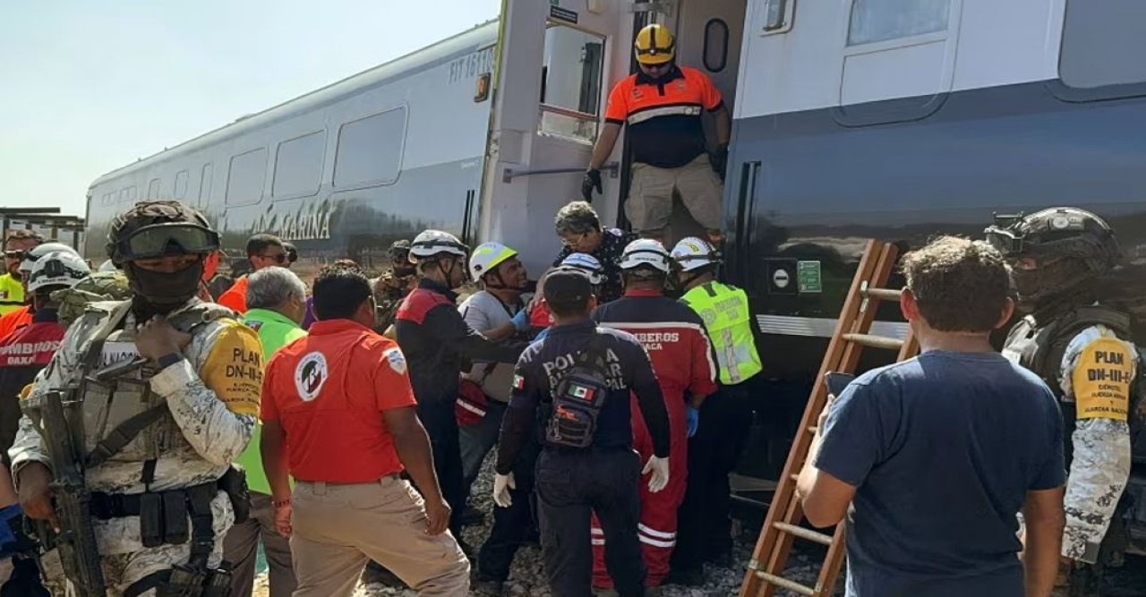 মেক্সিকোয় ট্রেন লাইনচ্যুত হয়ে নিহত ১৩