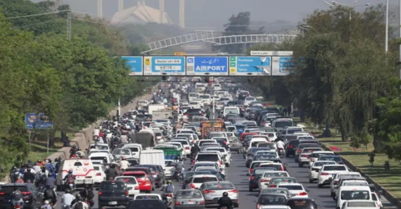 যুক্তরাষ্ট্র-ইরান আলোচনার প্রস্তুতিতে ইসলামাবাদে টানা ছয় দিন সড়ক বন্ধ