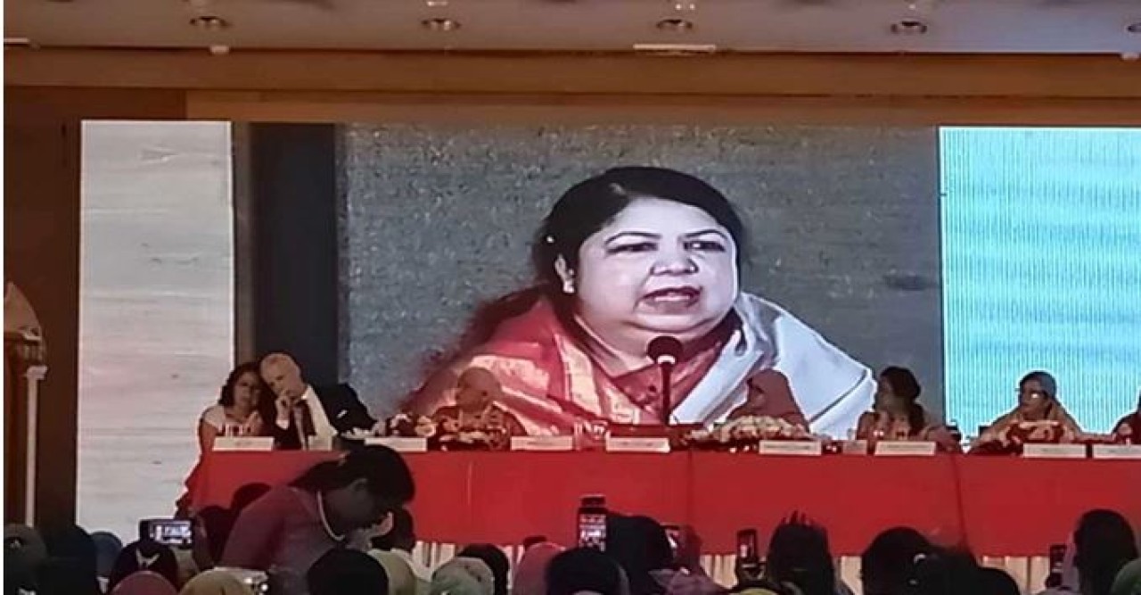 নারী উদ্যোক্তাদের ঋণপ্রাপ্তি সহজ করতে হবে: স্পিকার