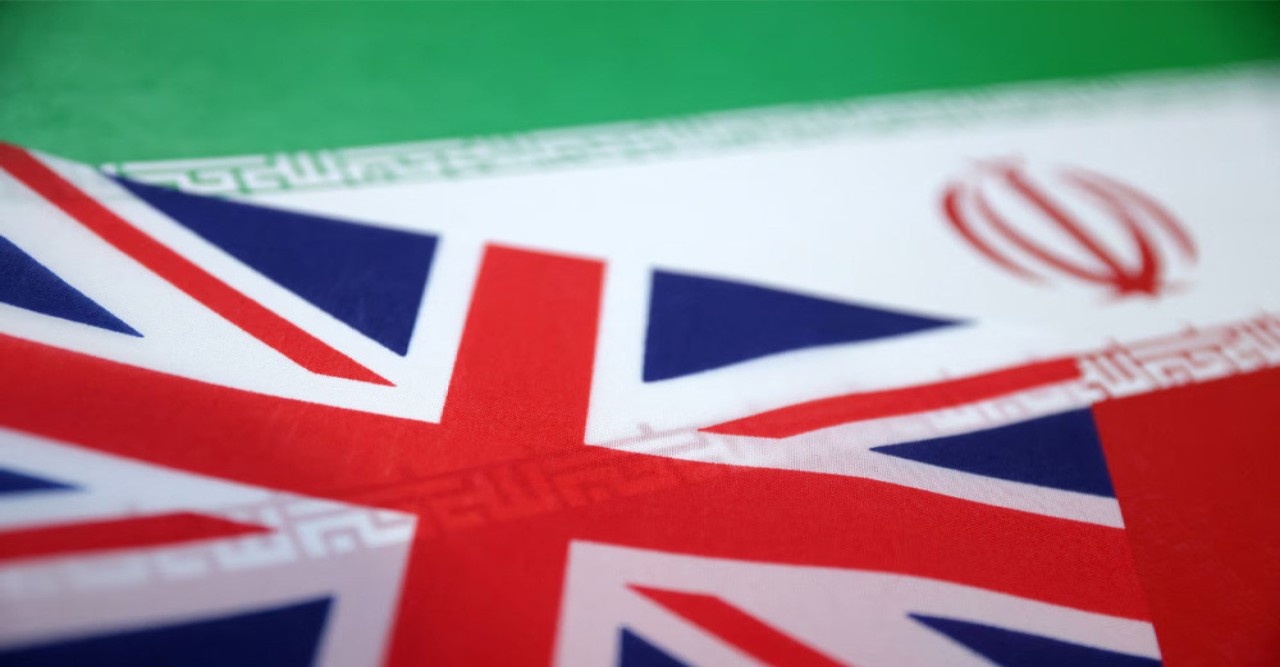 ইরানের নেতৃত্বকে তীব্র নিন্দা যুক্তরাজ্যের, রাষ্ট্রদূতকে তলব