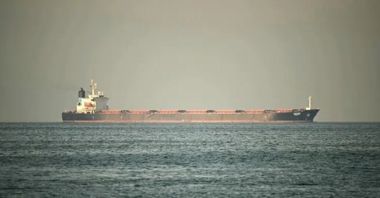 হরমুজ প্রণালিতে ‘সেফ প্যাসেজ’ দিতে প্রস্তুত ইরান, শিথিল হচ্ছে অবরোধ