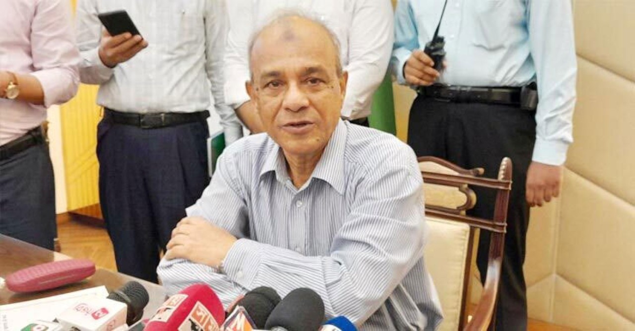 ছিনতাই রোধে ঢাকায় শেষ রাতে পুলিশি টহল বাড়ানোর নির্দেশ