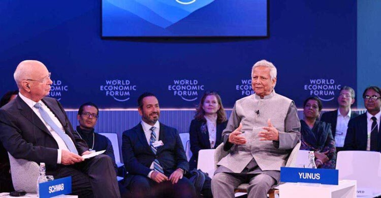 বিশ্ব অর্থনৈতিক সম্মেলনের প্রতিষ্ঠাতা ক্লাউসের অনুষ্ঠানে ড. ইউনূস