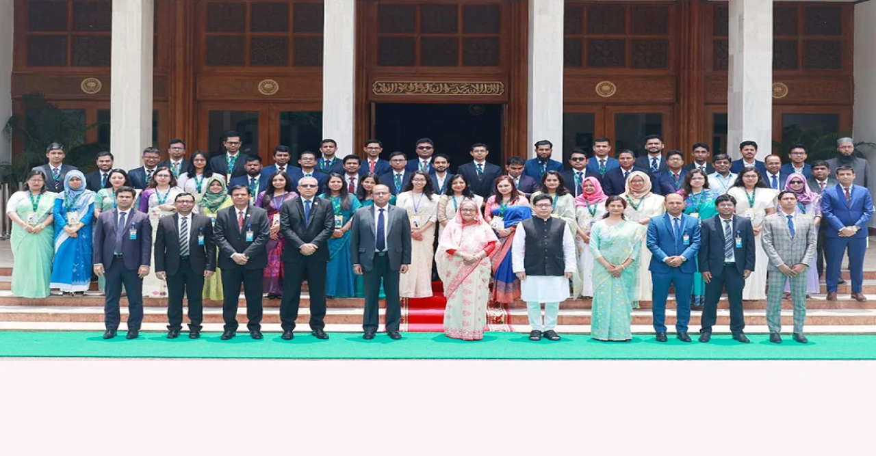 প্রধানমন্ত্রী ফেলোশিপ পেলেন ৪৮ জন