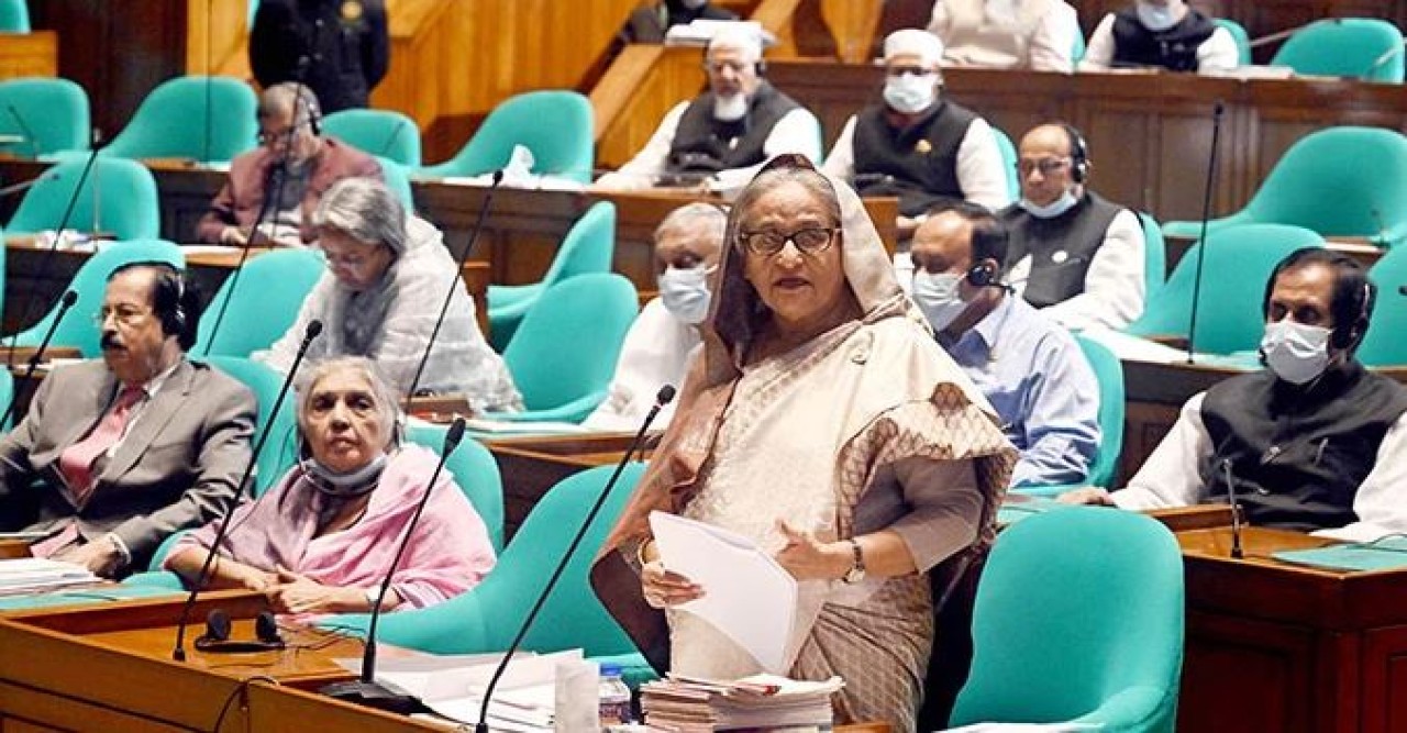 বিশ্বশান্তির জন্য যুদ্ধ বন্ধে আহ্বান জানিয়ে যাচ্ছি: প্রধানমন্ত্রী