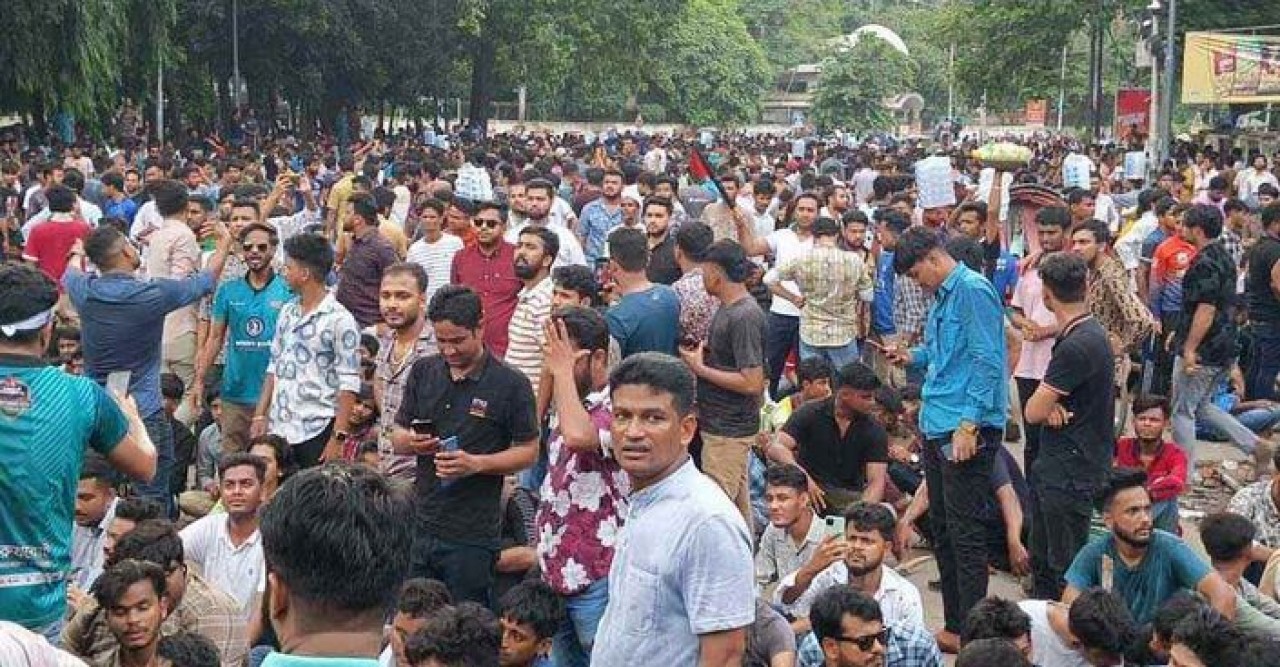 ছাত্রলীগের দখলে ঢাবি, ক্যাম্পাসছাড়া কোটাবিরোধীরা