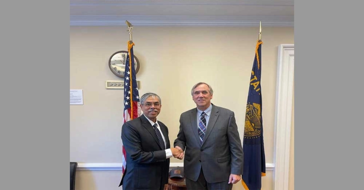 মার্কিন সিনেটরদের বাংলাদেশের অগ্রগতির তথ্য জানালেন রাষ্ট্রদূত