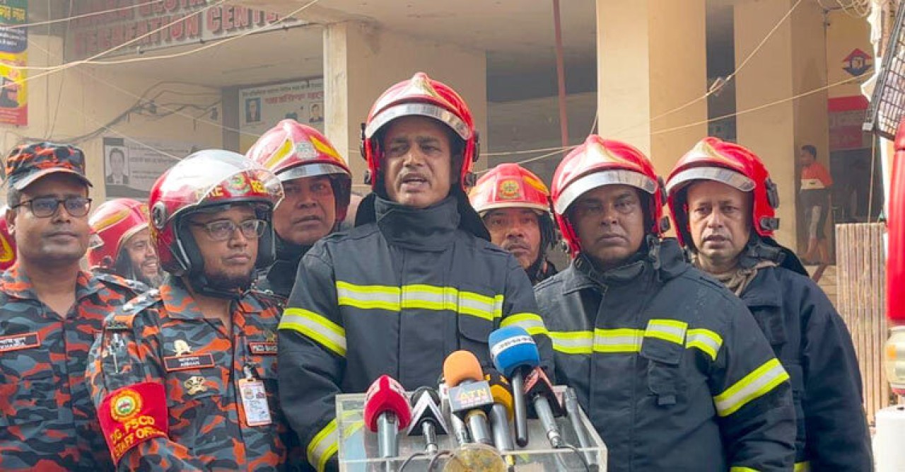 জামান টাওয়ারে আগুন ৬ তলার রেস্টুরেন্ট থেকে সূত্রপাত, কাজ করেনি ভবনটির ফায়ার সেফটি