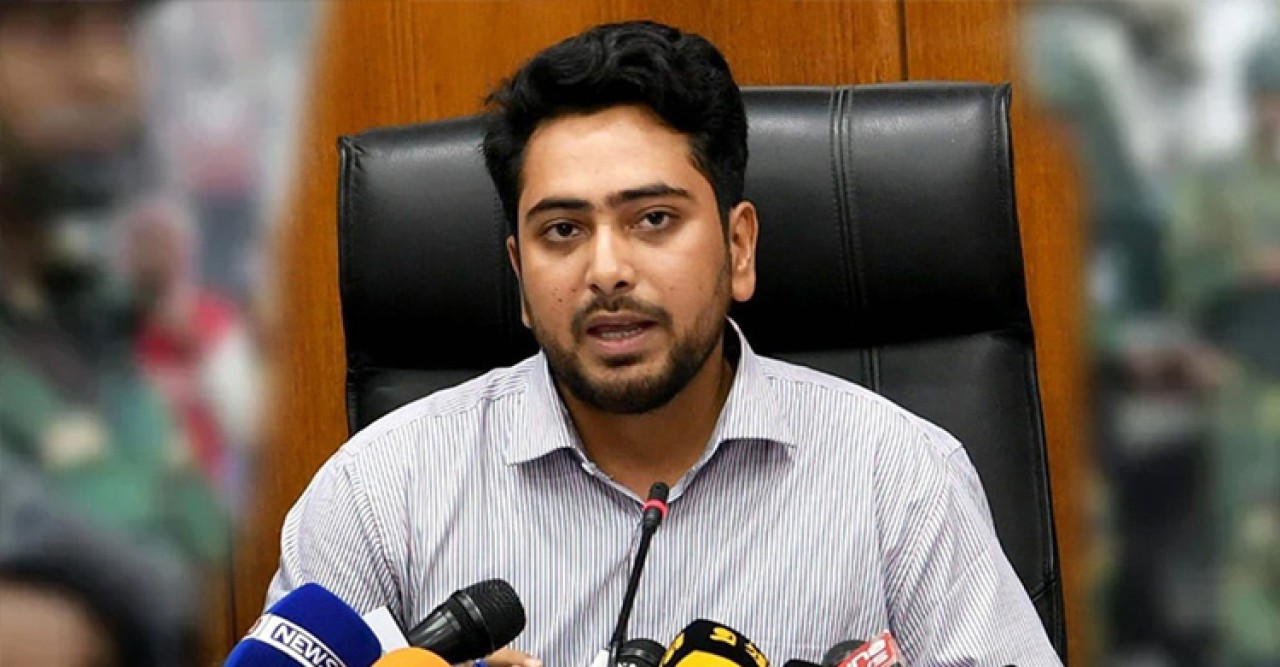 ব্যাংকে কত টাকা আছে জানালেন নাহিদ ইসলাম