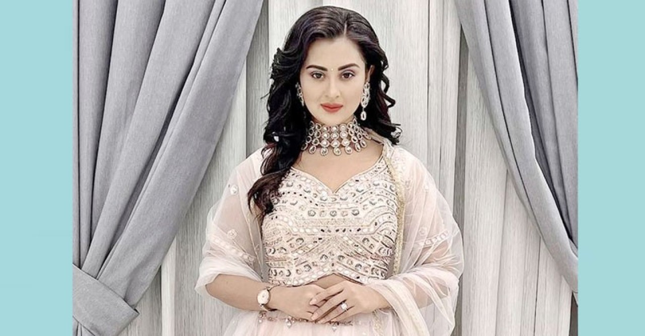 নতুন ছবির ব্যাপারে নিজেই জানাবেন বুবলী