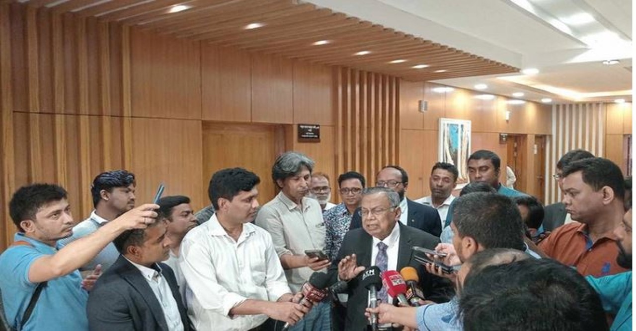 বিদেশি ঋণের চাপ আছে, তবে বেশি না : অর্থমন্ত্রী