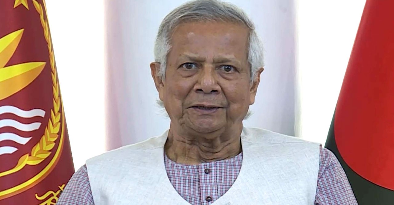 সুষ্ঠু নির্বাচনী পরিবেশ নিশ্চিতে সশস্ত্র বাহিনীর ভূমিকা গুরুত্বপূর্ণ : প্রধান উপদেষ্টা