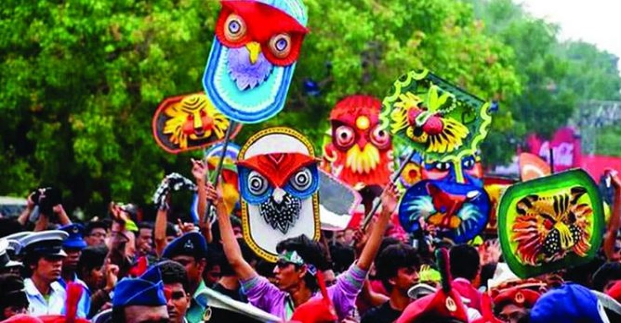 ফানুস-আতশবাজি ফোটানো যাবে না নববর্ষে, নিষিদ্ধ ভুভুজেলা