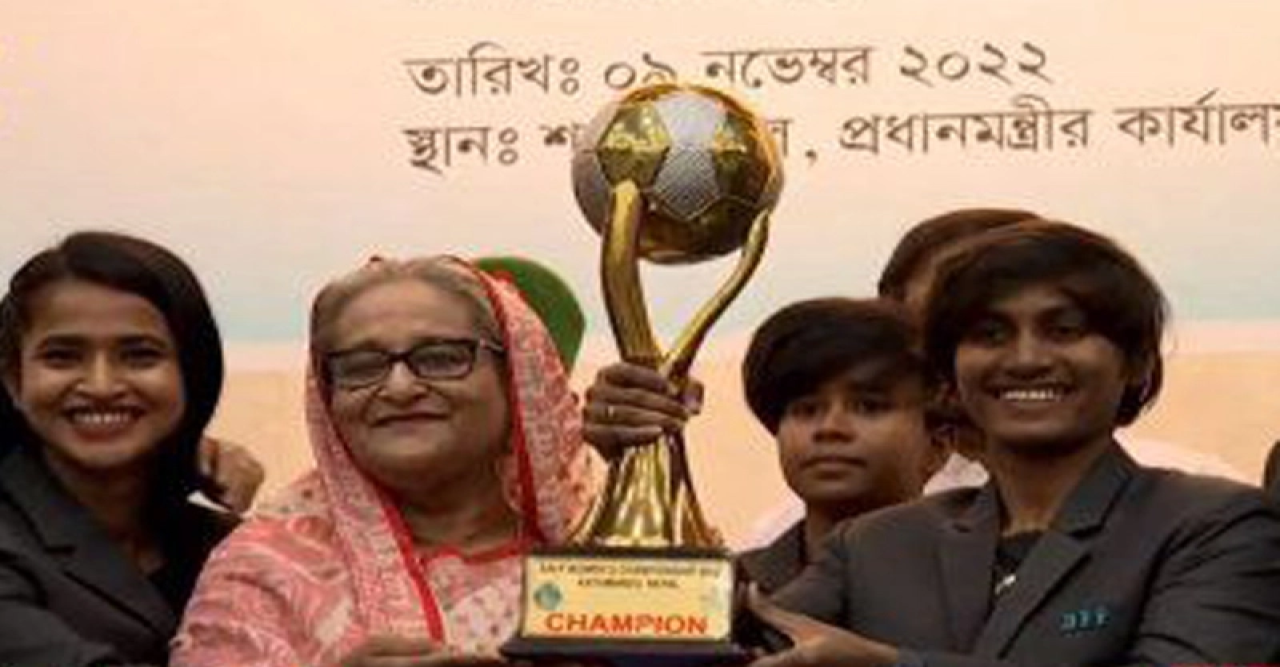 সাফজয়ী নারী দলকে প্রধানমন্ত্রীর সংবর্ধনা